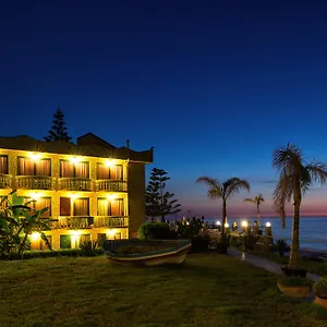 La Playa Blanca Santo Stefano di Camastra